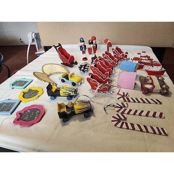 Lot of 28 Wooden Christmas Ornaments Nutcrackers Sleds Candy Canes Soap Box Cars - Picture 3 of 13